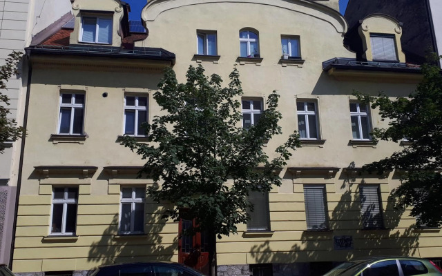 Tabor - Apartments Rozmanova Street