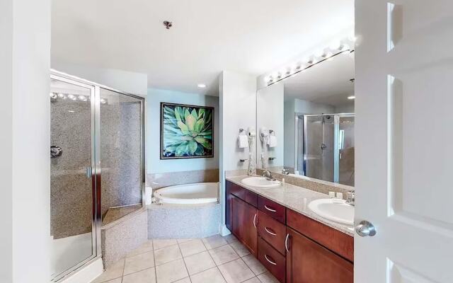 Laketown Wharf 801
