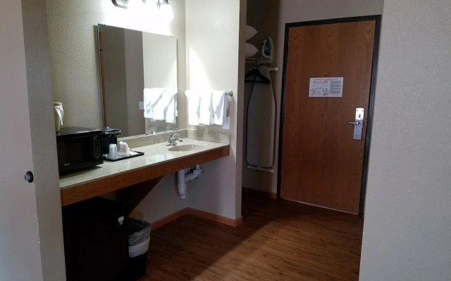 Woodside Old Towne Hotel