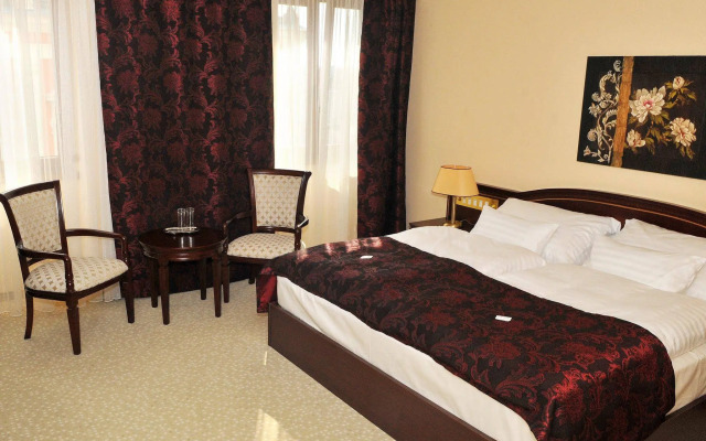 Grand Hotel Sole (ex. Hotel Golden Hoffer & Best Western Hotel Dituria)