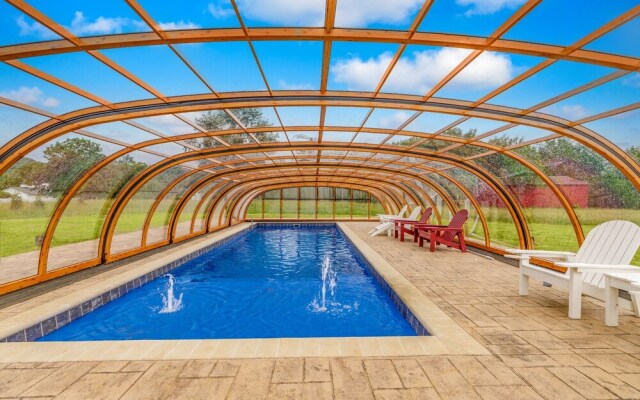 Southern Charm 8 Bedroom Home by Redawning