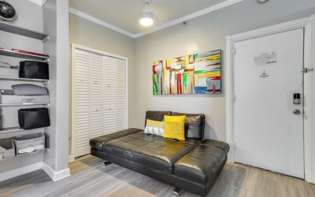 Sunny Miami Beach Condo Steps to Boardwalk!