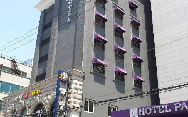 The Hotel Uijengbu