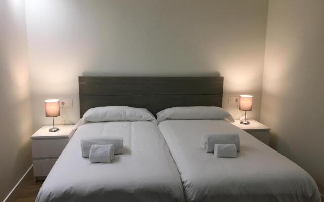 Rua 35 parking opcional by Salamancavacacional