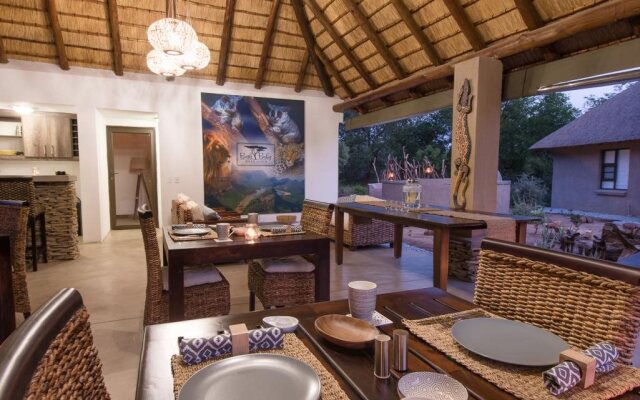 Bushbaby River Lodge