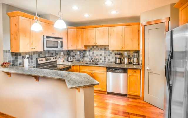 Beautiful Peak Vista - 2BR w Stunning Mt Views