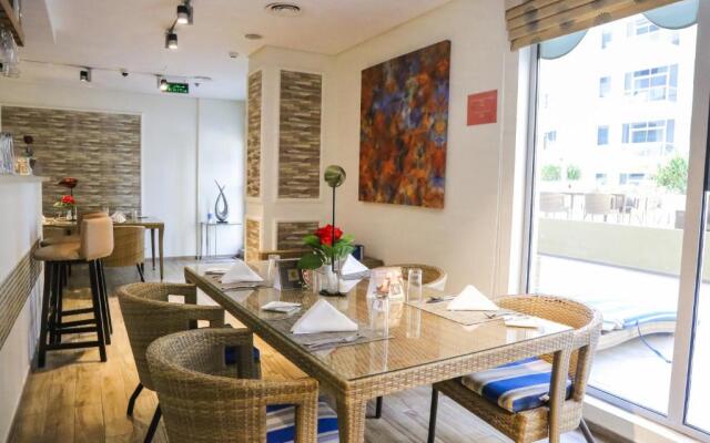 Gulf Suites Hotel Amwaj