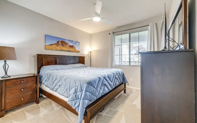 Near Spring Training: Mesa Condo w/ Pool Access!