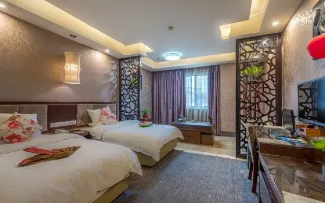 Joy Wanjia Hotel (Wuyi Mould City Jiayuan Plaza)