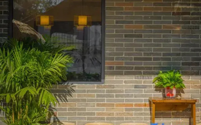 Liwu Homestay (Luoyi Ancient City Lijingmen Cross Street Branch)