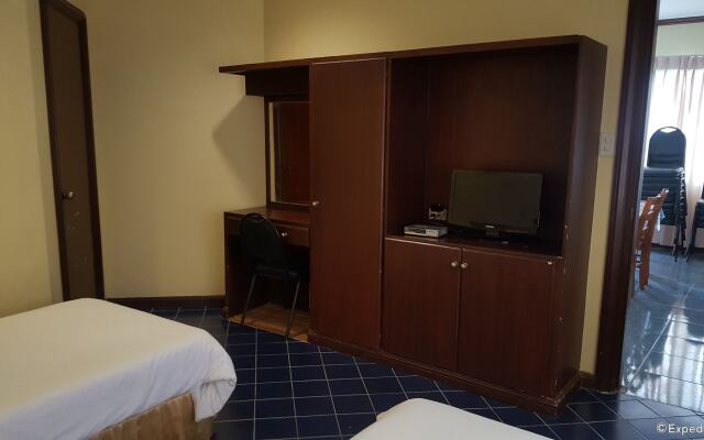 Dumaguete Royal Suite Inn