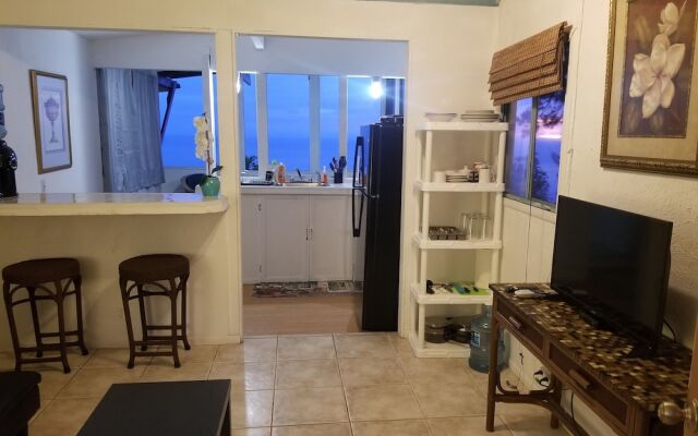 Plumeria Grove Cottage