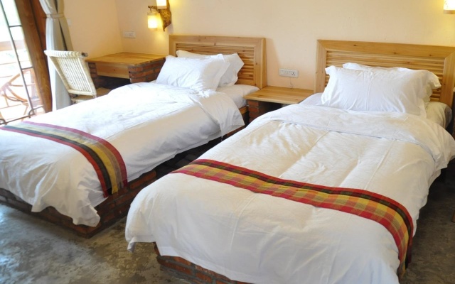 Yangshuo Phoenix Pagoda Fonglou Retreat – Guest Rooms – Guilin