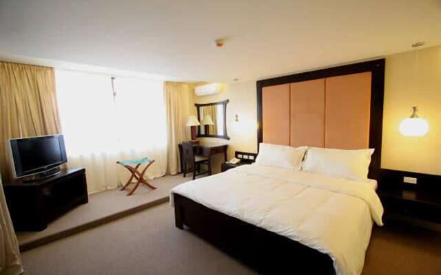 Coron Gateway Hotel & Suites