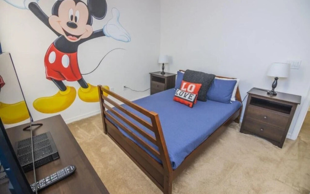 The Stirling Luxury Solterra Vacation Home