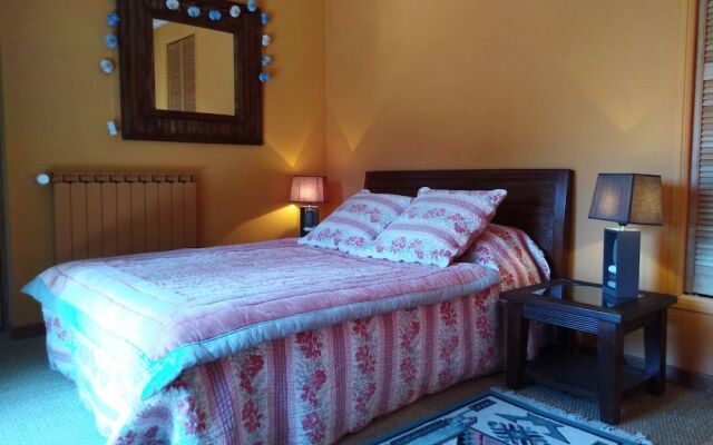 Les Hôtes du Paradis