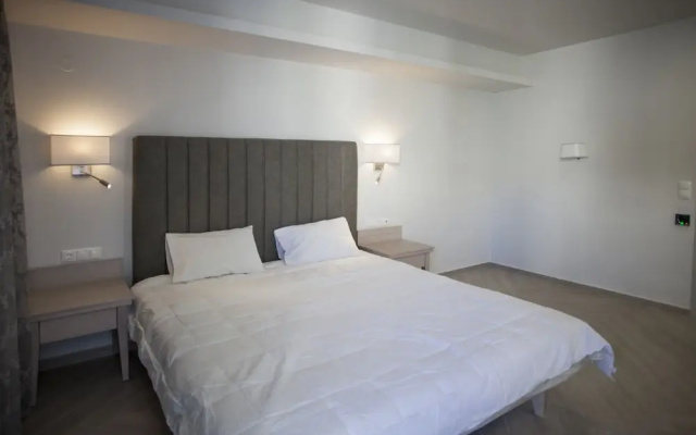 Eleonora Hotel