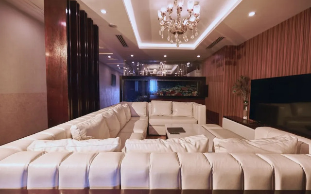 Mercury Apartment Danang