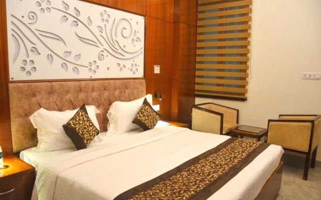 FabHotel Roselle Inn