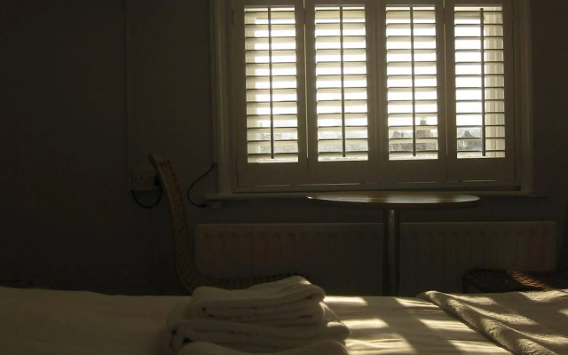 Aquarium Guest House