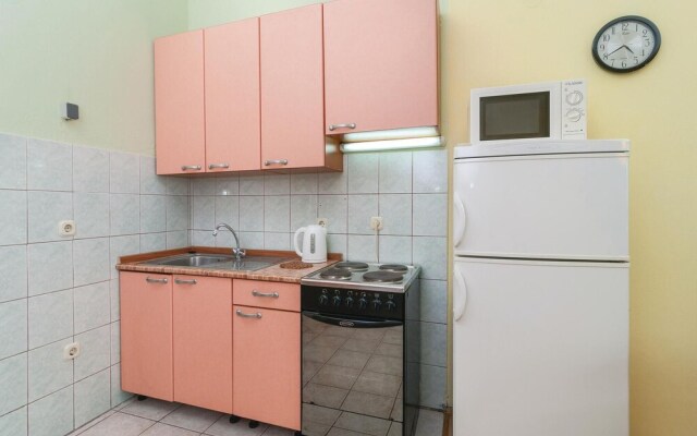 Nice Home in Stanici With Wifi and 2 Bedrooms