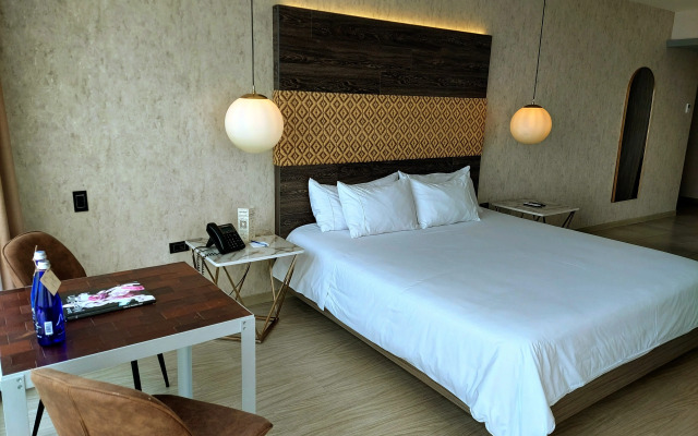 V Grand Hotel, a member of Radisson Individuals