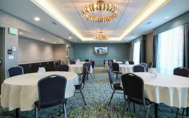 Hampton Inn & Suites Mission Viejo