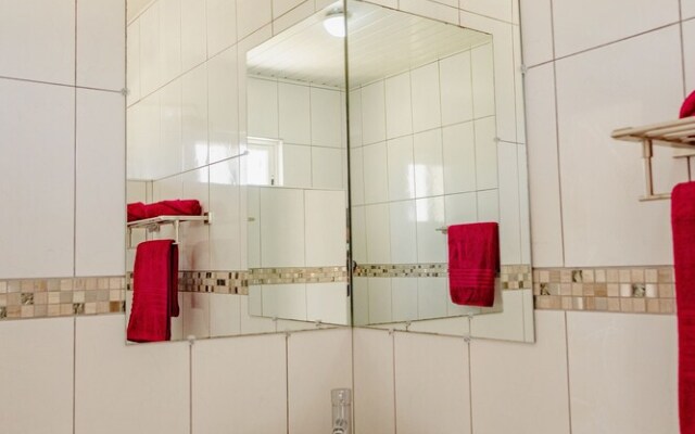 Gorgeous 2-bedroom Apartment 2 km From Eagle Beach