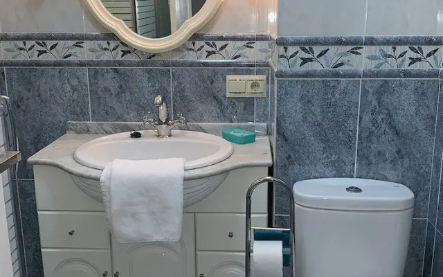 Modern luxury apartment near city center