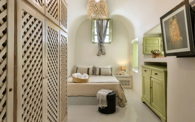 Casa Grande Santorini Vacation Houses