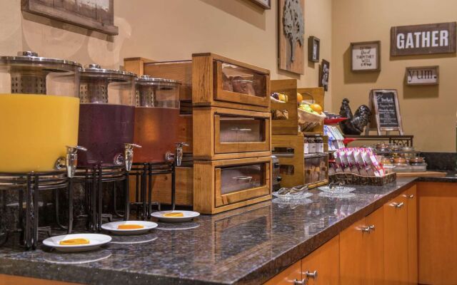 Hilton San Antonio Hill Country