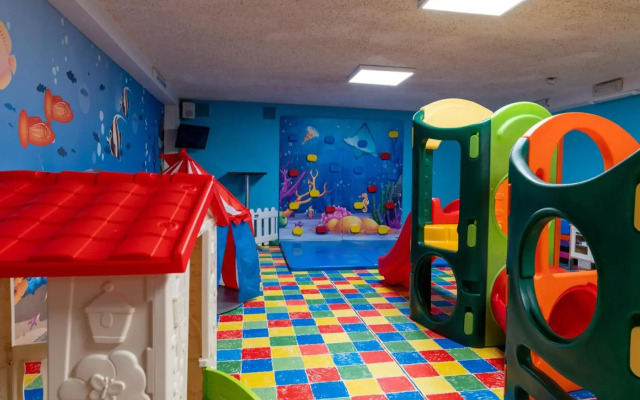 Hotel Gambrinus Tower Resort