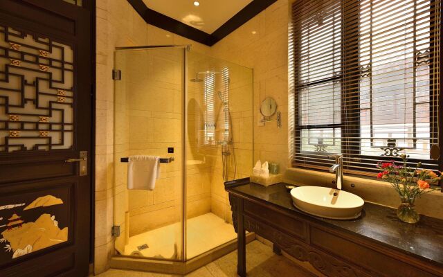 Chengdu Courtyard Hotel