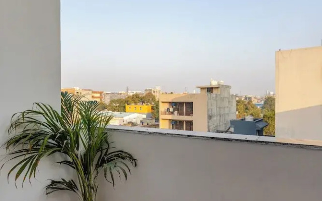 Lime Tree Luxury 2BHK Service Apartments