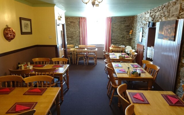 The Horseshoe Inn
