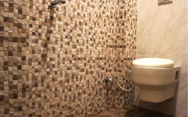 OYO Rooms Paharganj Near Bikaner Sweets