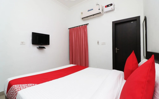 OYO 24199 Hotel Ojus Tower