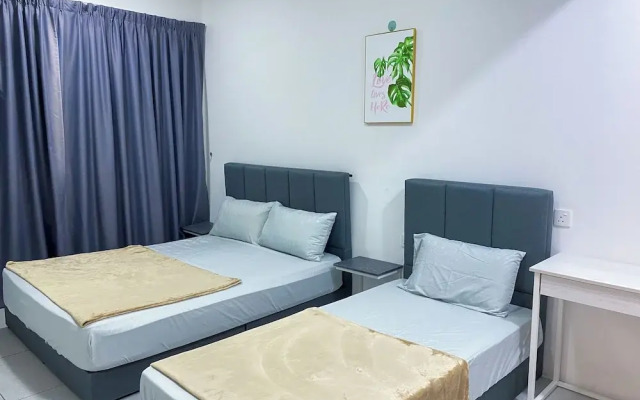 Comfy 3-Bedrooms Apartment at Meritus Residensi