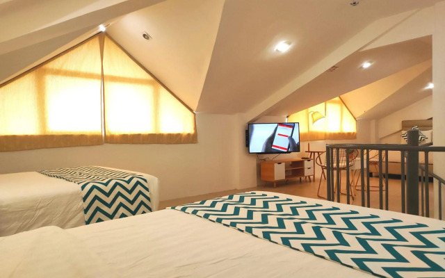 Grand Blue Beach Hotel