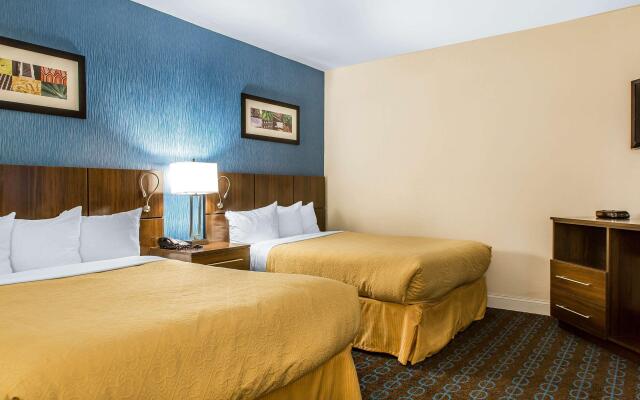 Quality Inn & Suites Middletown - Newport