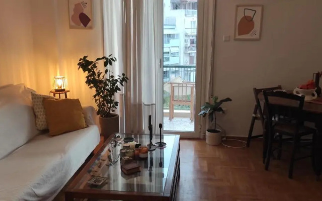 On Foot to Acropolis Cozy Apartment