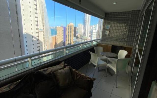 Apartamento Beira Mar 14º andar com 2 Quartos