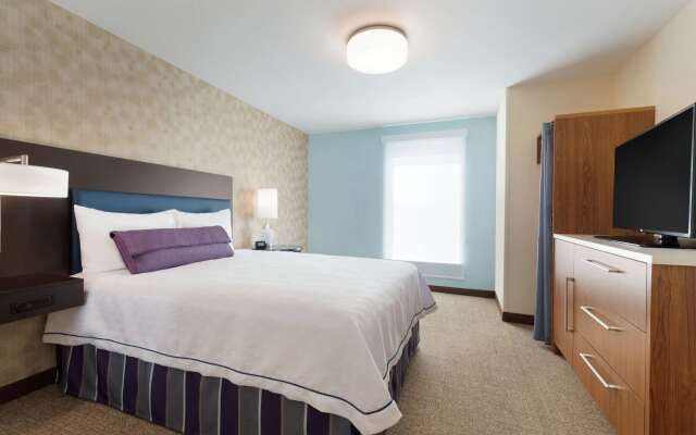 Home2 Suites by Hilton Milwaukee Airport