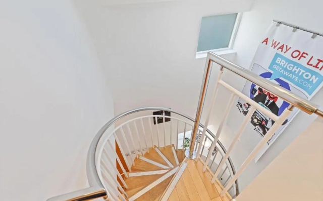 Brighton Getaways - Artist Studio