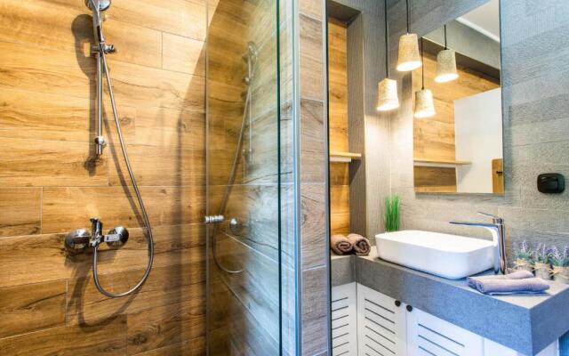 DEVELIKIA PRIVATE VILLA 3- Ierissos