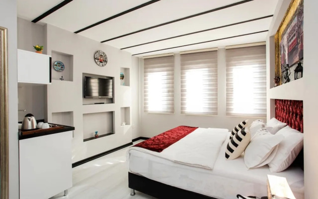 Taksim Doorway Suites
