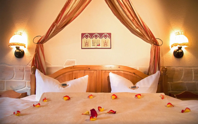 BinzHotel-OrdensKapelle - Ostsee-Rittergut-Rügen