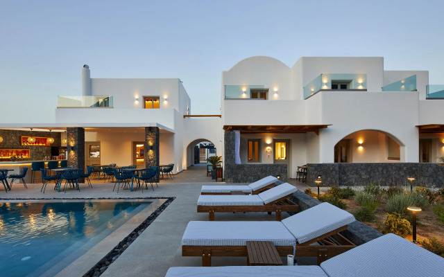 Mountain and Sea Suites