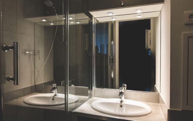 James Cook FT Factory