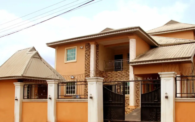 Impeccable , Modern House in Benin City, Nigeria